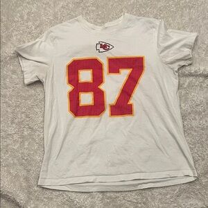 Travis Kelce Nike Tee. White number player short sleeve shirt. Size XL.